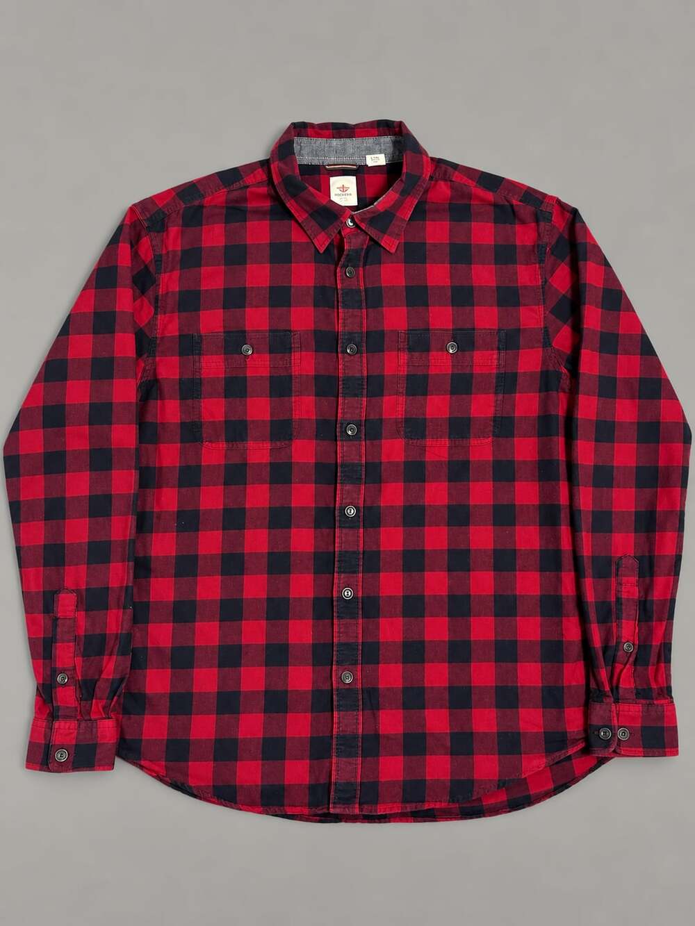 Dockers Men's Red and Black Plaid Long Sleeve Button-Up Flannel Shirt Size L
